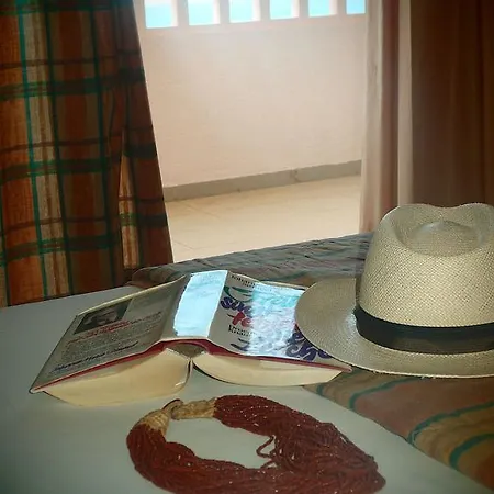 Apartmanhotel Andromeda & Herszonisszosz